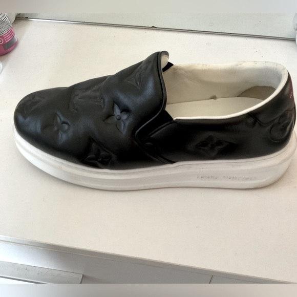 Authentic Louis Vuitton for sale - Picture 1 of 3